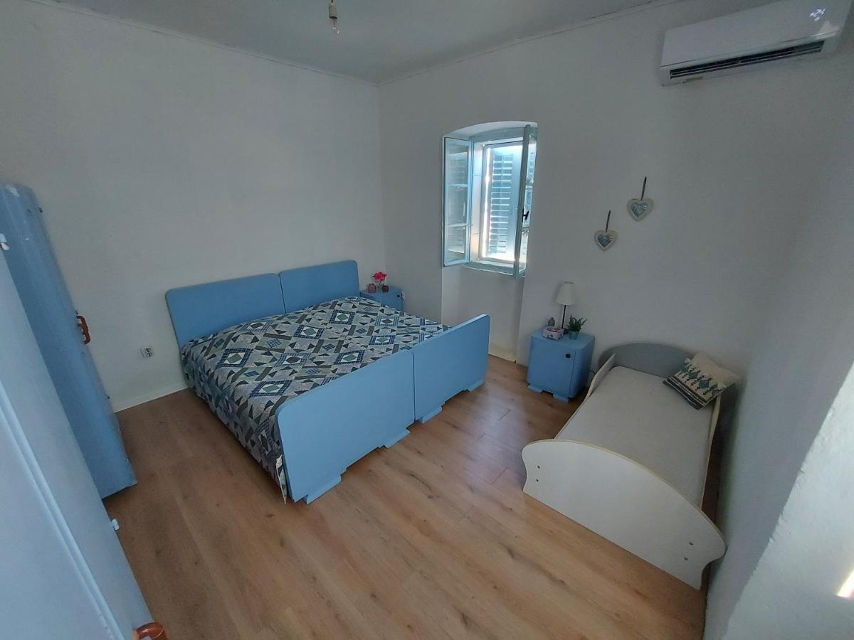 Holiday Home Pepe Banj Extérieur photo